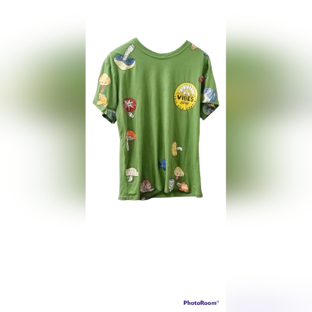 T shirt